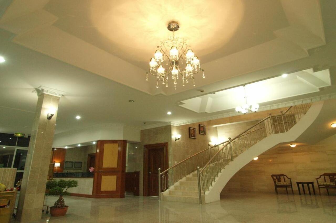 Jeruton Hotel Kampong Jerudong Exterior photo