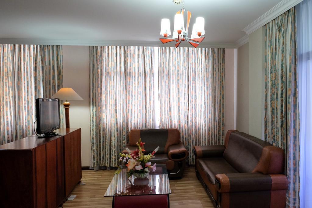 Jeruton Hotel Kampong Jerudong Room photo